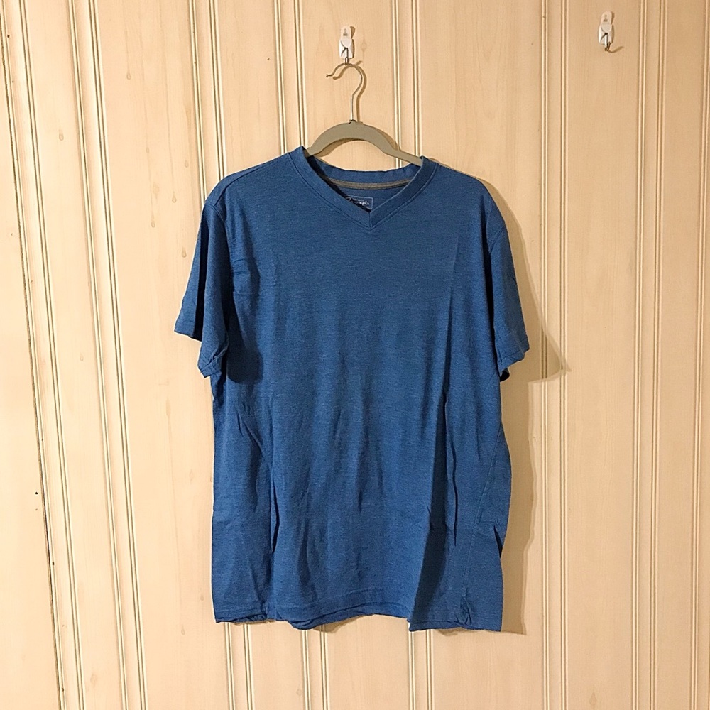 👍 SOLD👍 Grey Matter Concepts T-Shirt